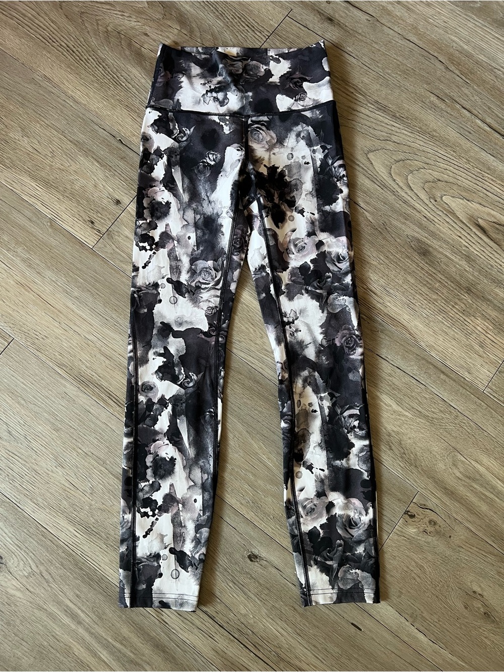 lululemon athletica Black, White & Gray Floral Abstract High-Rise Leggings